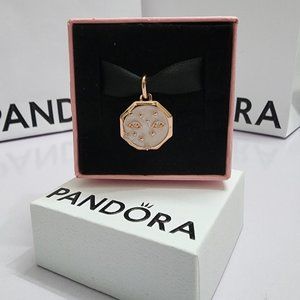 Pandora ME Sparkling Eyes Medallion Charm